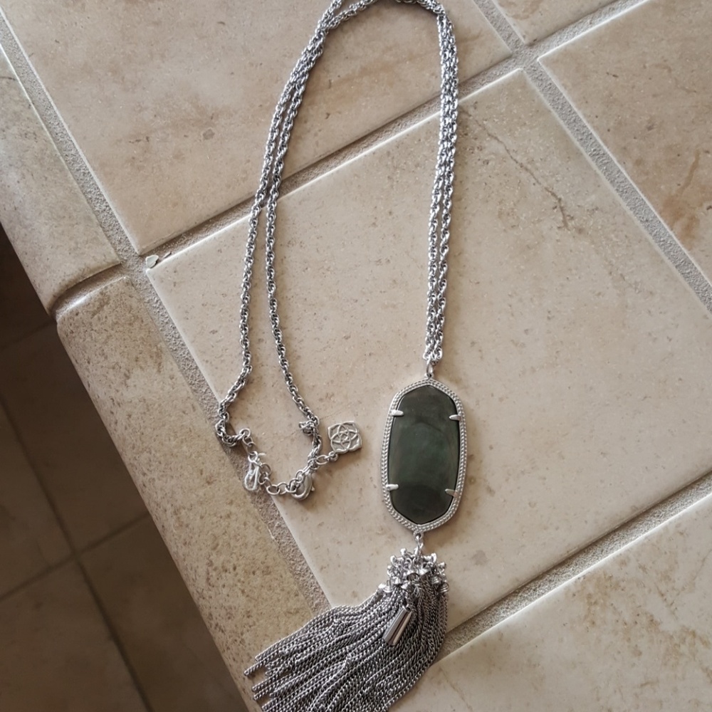 Kendra Scott Rayne necklace